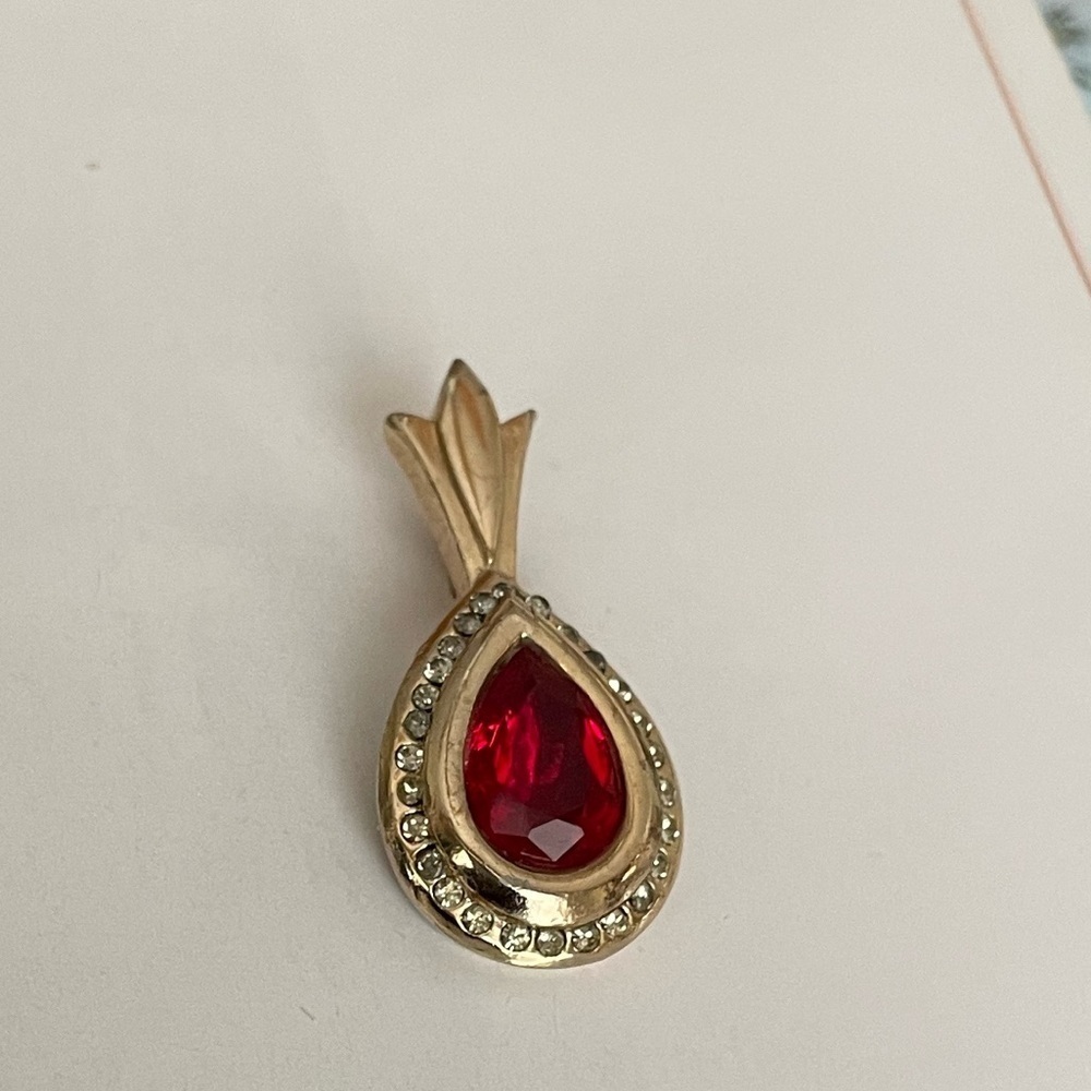 Vintage Ruby Gemstone Oval Pendant